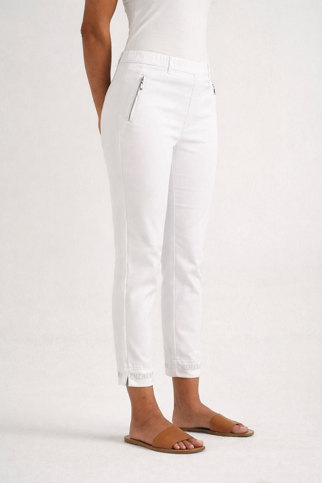 PANTALON V570