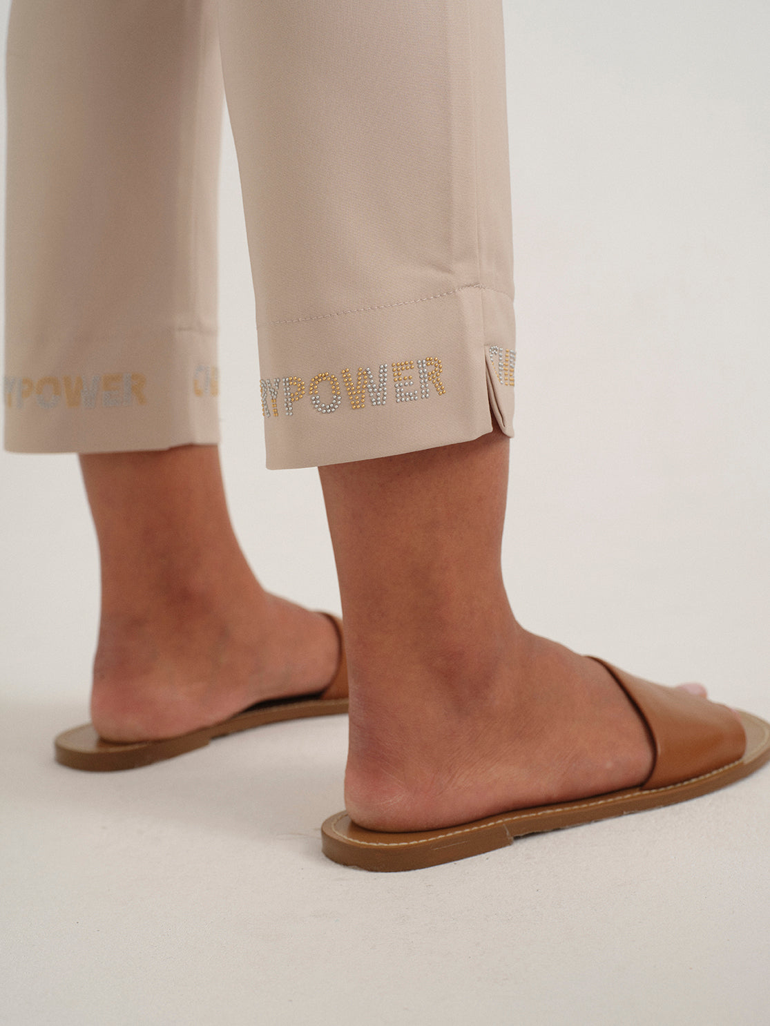 PANTALON V570